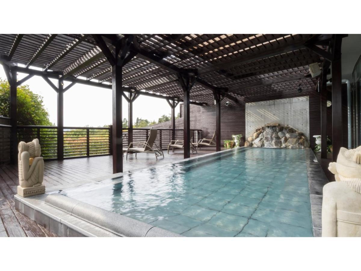 Hotel Areaone Hiroshima Wing - Vacation Stay 62250V Higashihiroshima Bagian luar foto